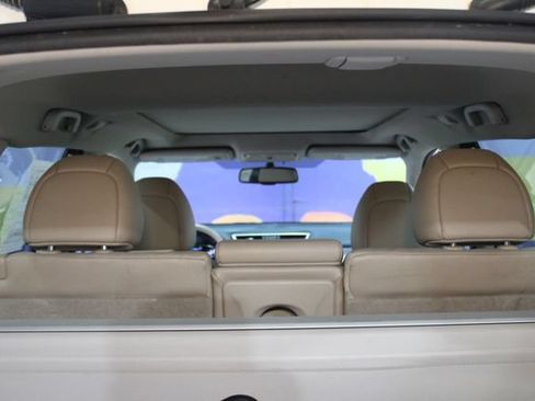Used 2015 Nissan Rogue SL AWD/4WD image 16
