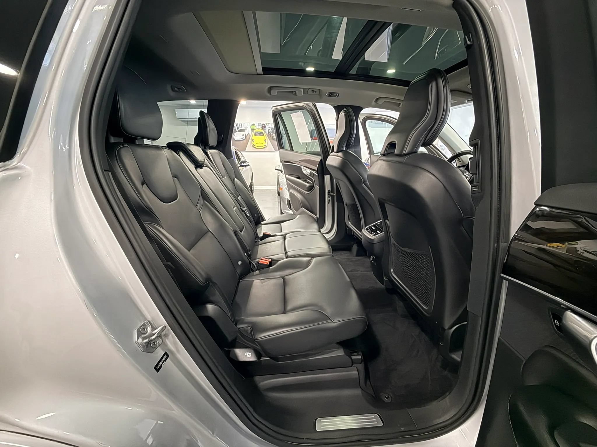 Used 2019 Volvo XC90 T5 Momentum FWD image 19