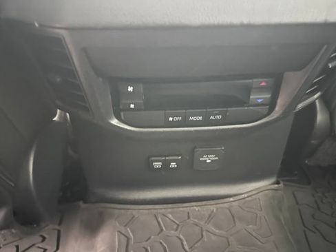 Used 2024 Toyota Sequoia TRD Pro AWD/4WD image 20