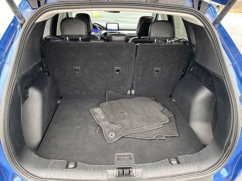 Used 2022 Ford Escape Titanium image 18