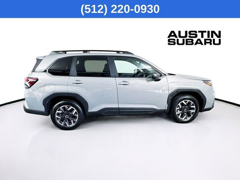 Used 2026 Subaru Forester Premium image 9