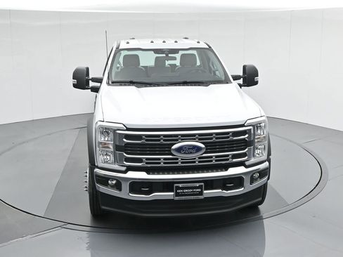 New 2025 Ford F550 2WD Regular Cab Super Duty image 30