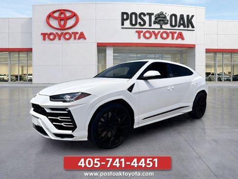 Used 2020 Lamborghini Urus AWD/4WD image 1