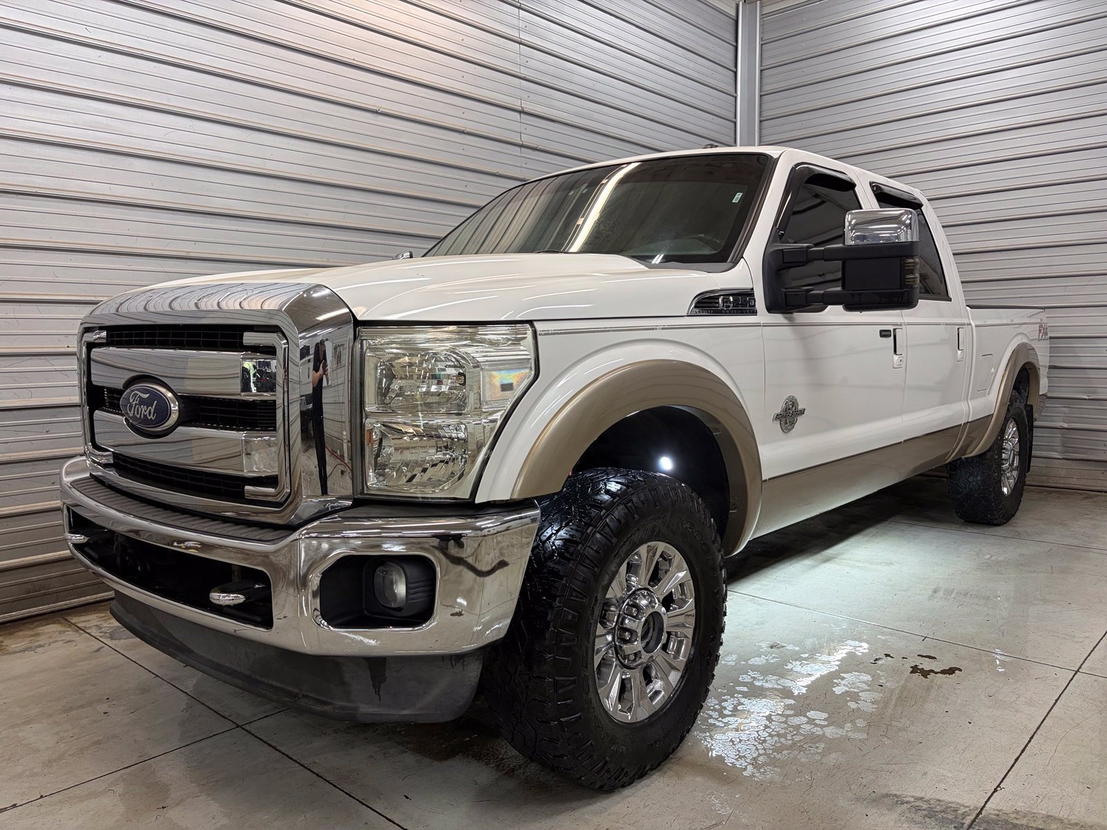 Used 2012 Ford F250 Lariat w/ Lariat Ultimate Pkg AWD/4WD image 9