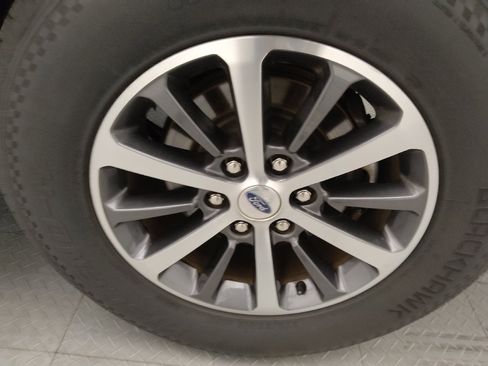 Used 2021 Ford Expedition Max XLT RWD image 31