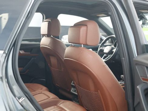 Used 2022 Audi Q5 2.0T Premium image 12