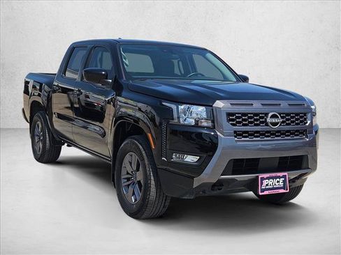 Used 2025 Nissan Frontier SV w/ SV Convenience Package AWD/4WD image 3