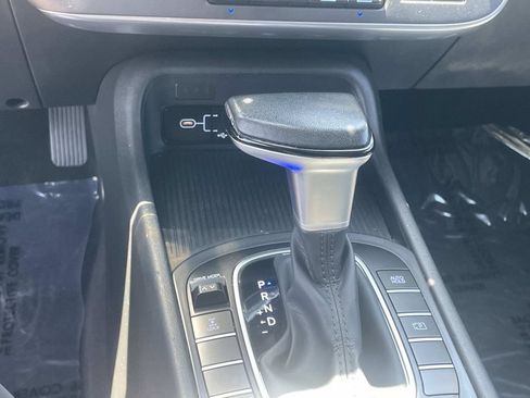 Used 2024 Hyundai Kona SEL AWD/4WD image 14