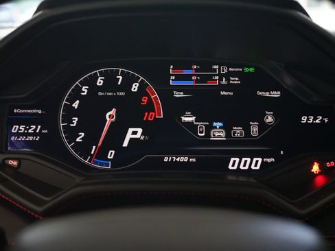 Used 2015 Lamborghini Huracan LP 610-4 AWD/4WD image 15
