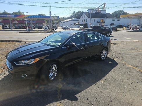 Used 2013 Ford Fusion SE FWD image 7