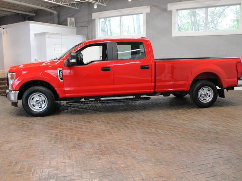 Used 2020 Ford F350 XL w/ Power Equipment Group RWD image 4