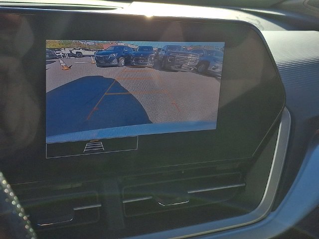Used 2024 Chevrolet Trax RS w/ Sunroof Package FWD image 28