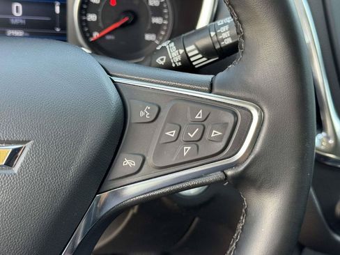 Used 2024 Chevrolet Equinox LT FWD image 13