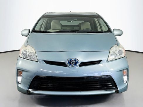 Used 2014 Toyota Prius Three FWD image 2