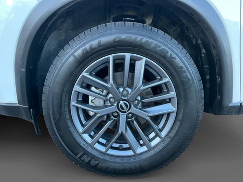 Used 2024 Nissan Rogue S image 14