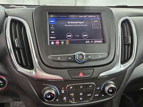 Used 2020 Chevrolet Equinox LT image 18