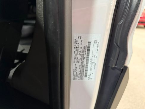 Used 2023 Ford Transit 350 XLT image 48