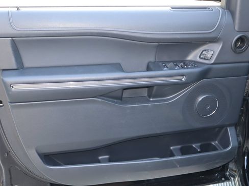 Used 2022 Ford Expedition XLT RWD image 20