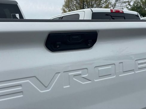 Used 2024 Chevrolet Silverado 2500 LT AWD/4WD image 29