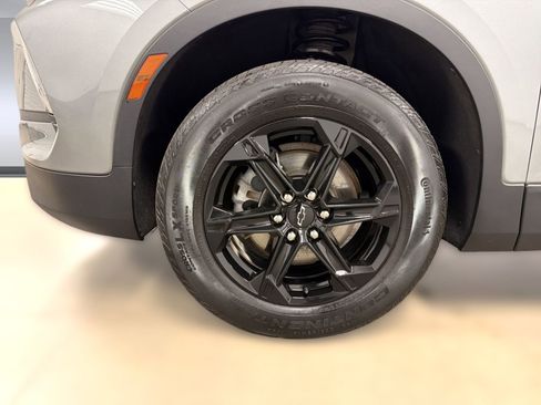 Used 2024 Chevrolet Blazer LT w/ Convenience Package image 11