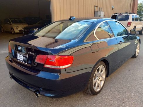 Used 2010 BMW 335i xDrive Coupe w/ Premium Pkg image 5