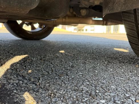 Used 2020 Ford Explorer Platinum w/ Premium Technology Package image 18