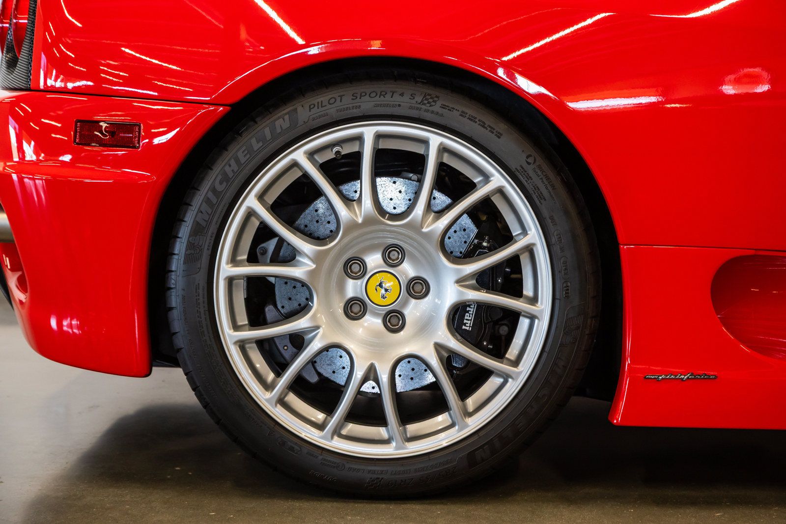 Used 2004 Ferrari 360 Challenge Stradale RWD image 13