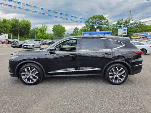 Used 2023 Acura MDX SH-AWD w/ Technology Package image 2