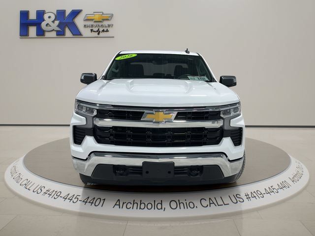 Used 2026 Chevrolet Silverado 1500 LT AWD/4WD image 2