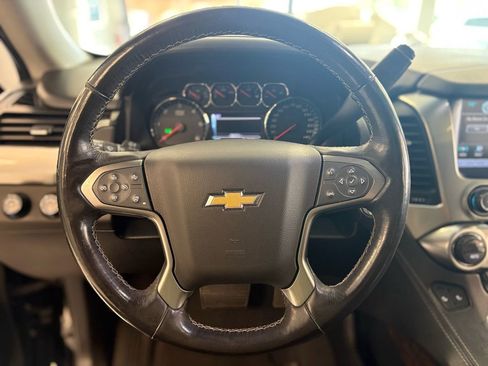 Used 2019 Chevrolet Tahoe LT AWD/4WD image 17