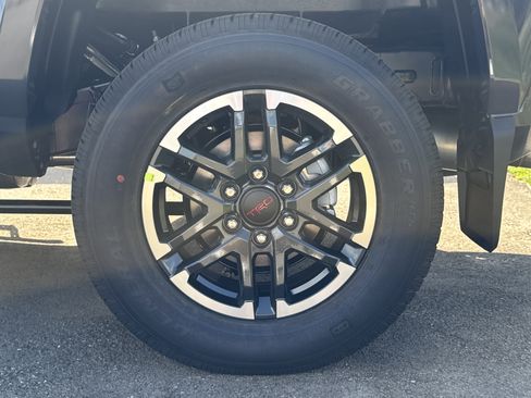 New 2025 Toyota Tacoma TRD Sport AWD/4WD image 40