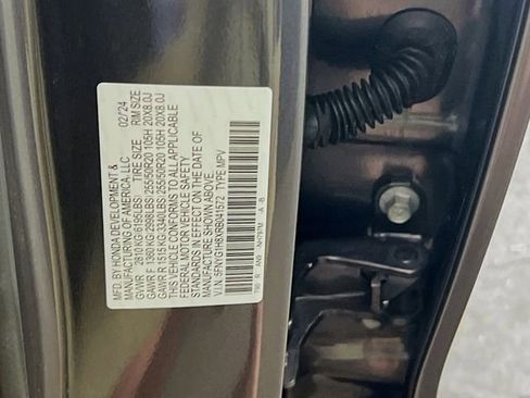 Used 2024 Honda Pilot Elite image 25