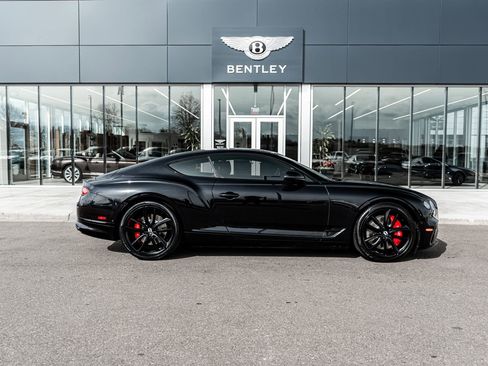 Used 2020 Bentley Continental GT image 14