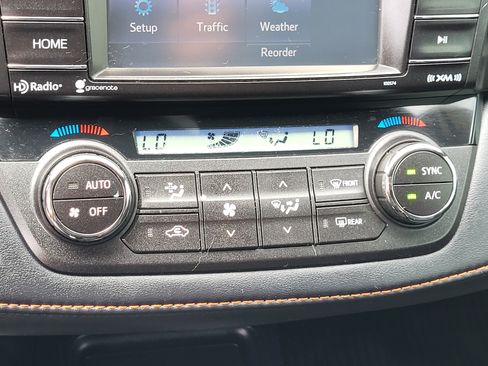 Used 2016 Toyota RAV4 SE AWD/4WD image 17