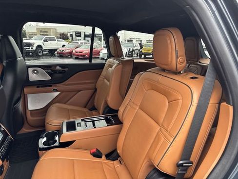 Used 2020 Lincoln Aviator Black Label w/ Dynamic Handling Package AWD/4WD image 13