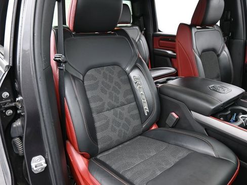 Used 2019 RAM 1500 Rebel w/ Rebel Level 2 Equipment Group AWD/4WD image 36