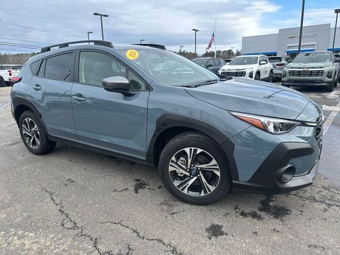 Used 2024 Subaru Crosstrek 2.0i Premium image 7