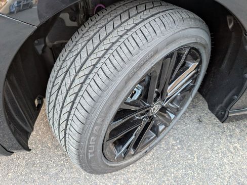 Used 2026 Toyota Camry SE image 21