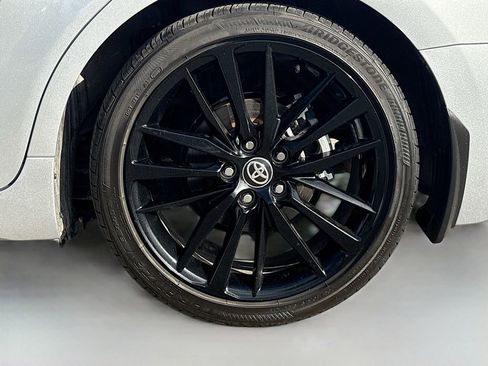 Used 2024 Toyota Camry XSE w/ Navigation Package image 31