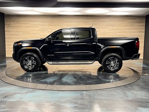 Used 2024 GMC Canyon AT4 w/ LPO, Off Road Lift Package image 16