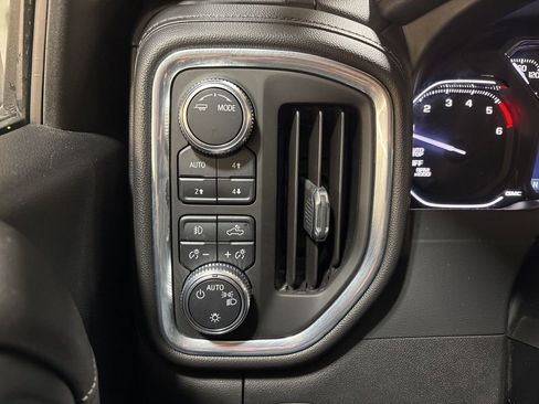 Used 2021 RAM 1500 Big Horn image 18