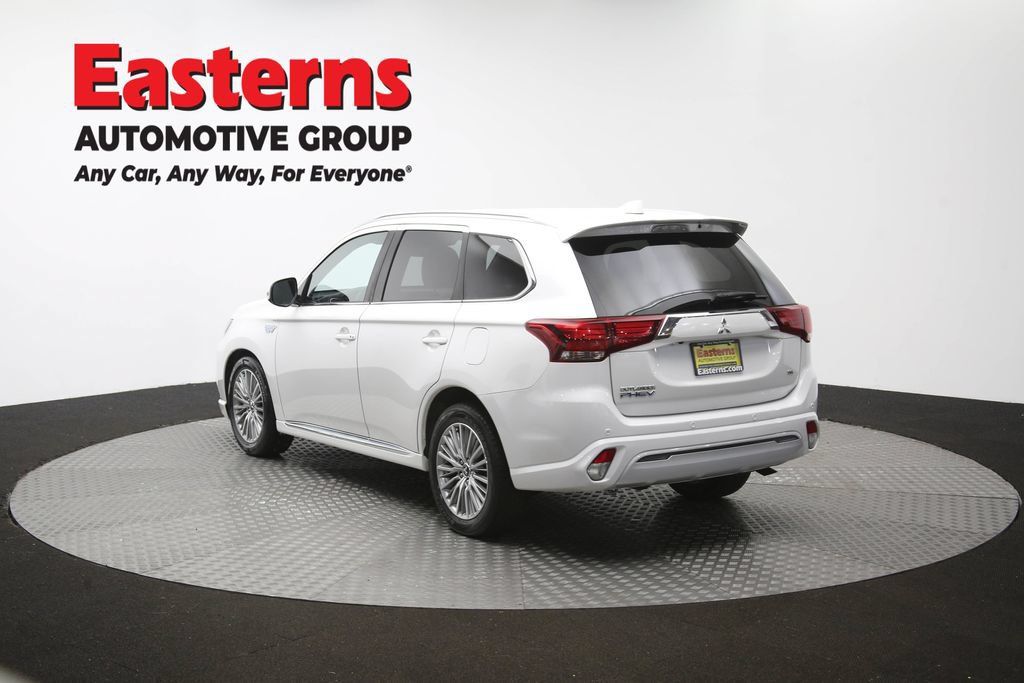Used 2020 Mitsubishi Outlander SEL AWD/4WD image 66