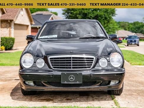 Used 2001 Mercedes-Benz E 320 4MATIC Sedan image 1