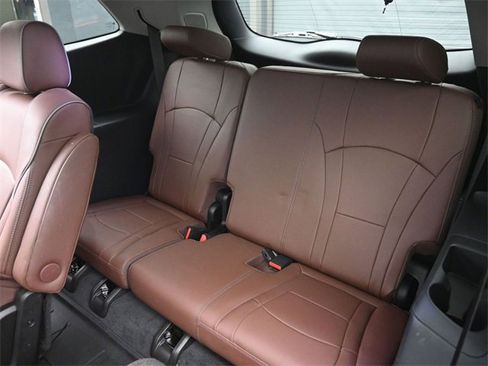 Used 2021 Buick Enclave Avenir w/ Avenir Technology Package image 15