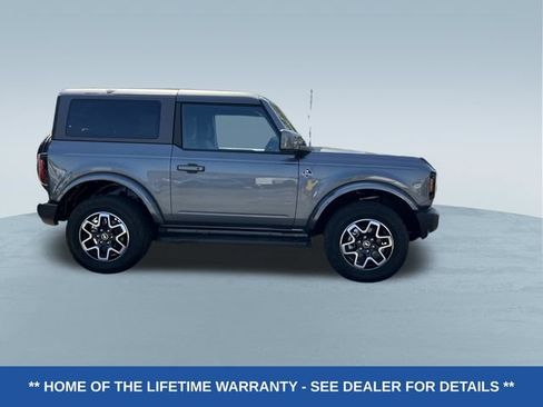 Used 2023 Ford Bronco Outer Banks AWD/4WD image 2