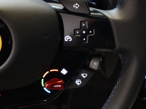Used 2025 Ferrari 12Cilindri RWD image 23