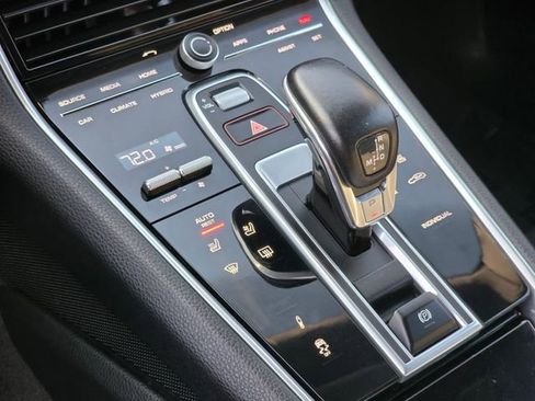 Used 2019 Porsche Panamera 4 image 28