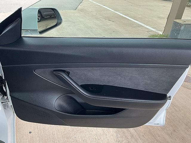 Used 2020 Tesla Model 3 RWD image 10