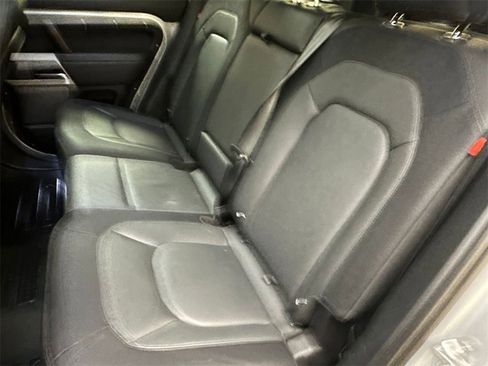 Used 2023 Land Rover Defender 110 X-Dynamic SE image 29