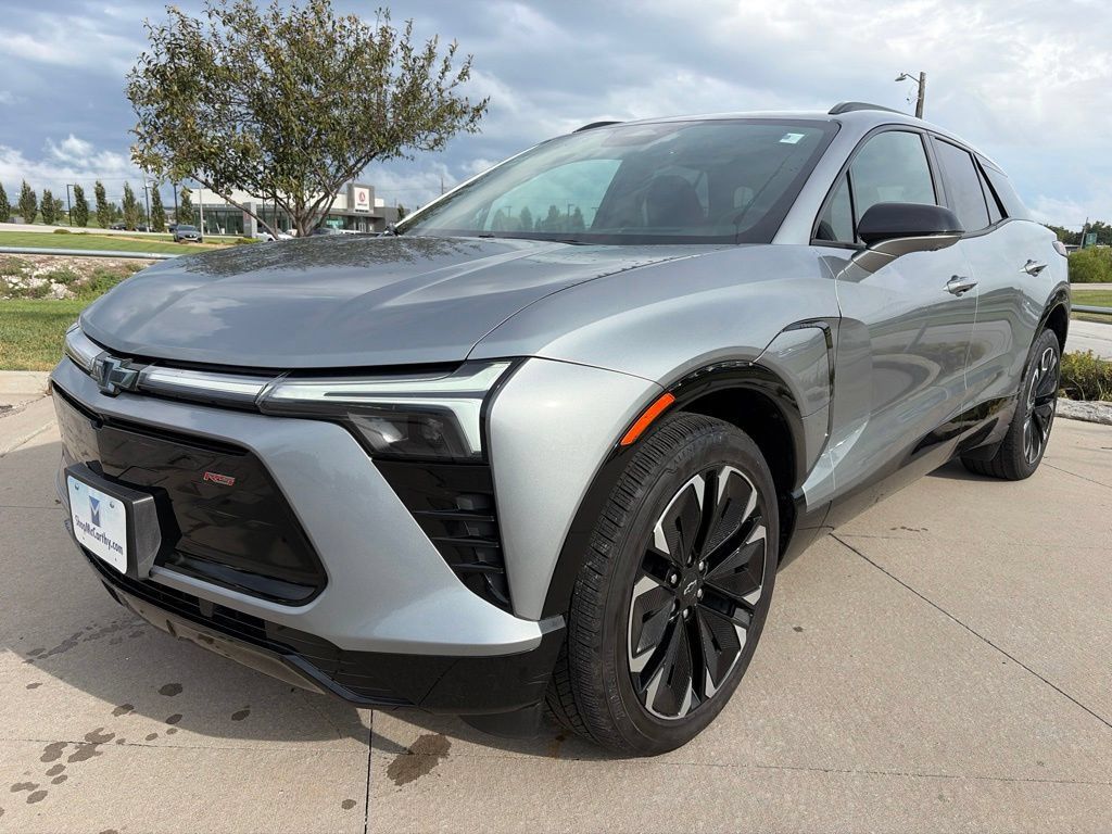 Used 2024 Chevrolet Blazer EV RS AWD/4WD image 4